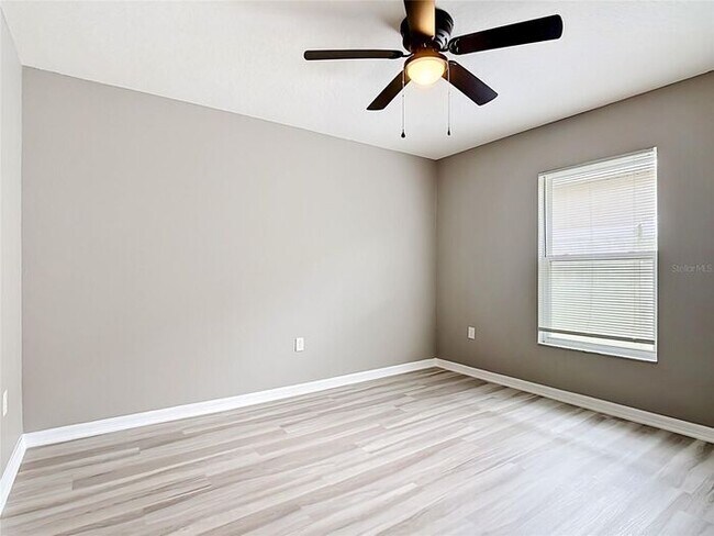 Building Photo - 3 bedroom 2 bath Home in Champions Gate!