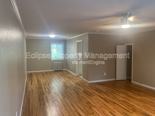 Building Photo - 217 Edison Ave