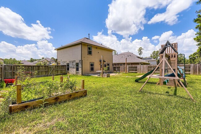 Building Photo - 1352 Winding Willow Dr