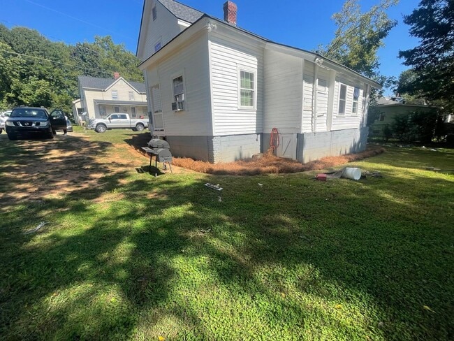 Building Photo - Branch Street, 37-38