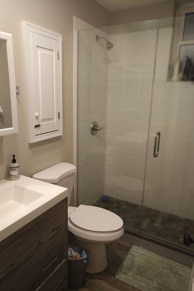 Building Photo - 2041 W McLean Ave