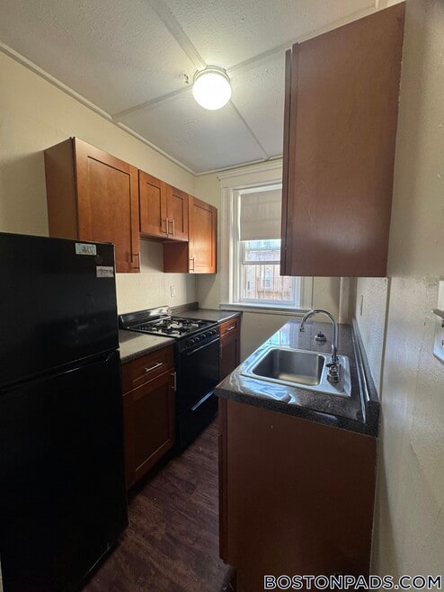 Building Photo - 1179 Boylston St