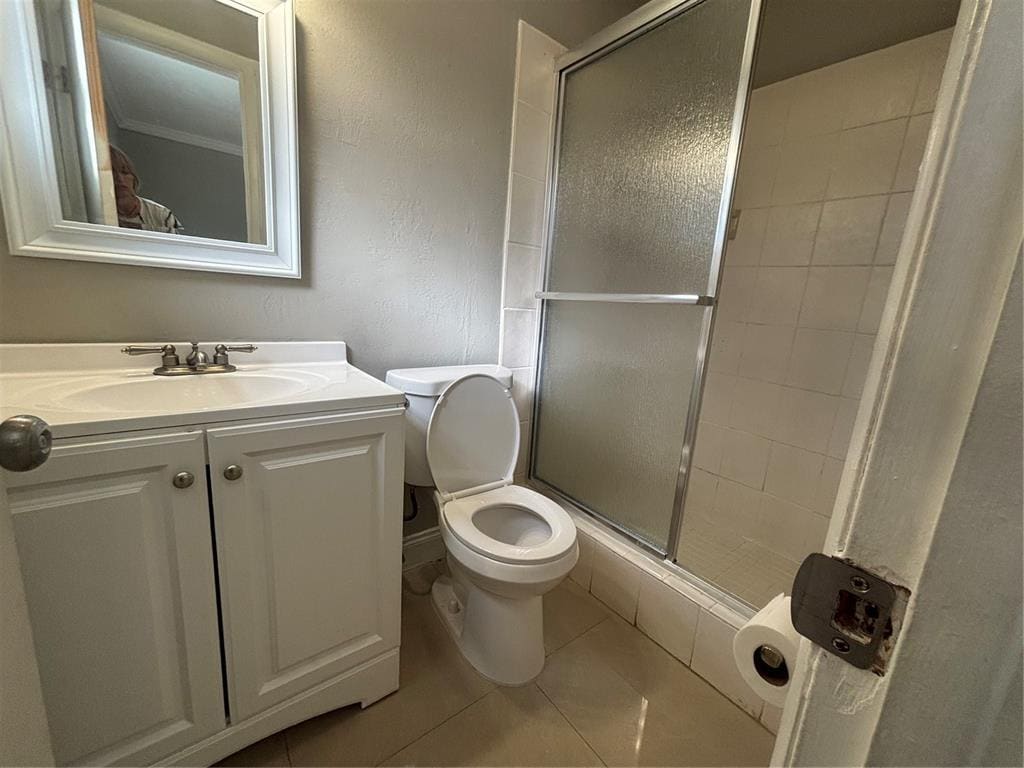 Building Photo - 6881 SW 6th St