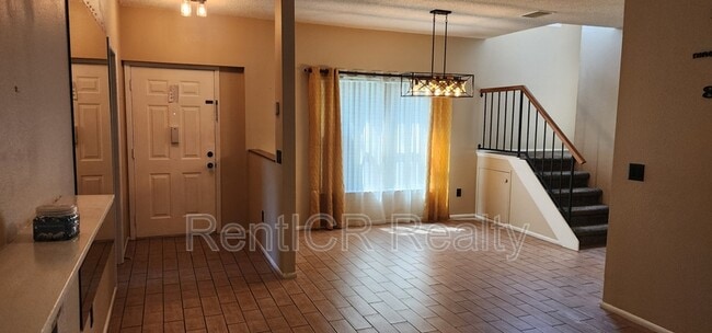 Building Photo - 25 Emerald Bay Dr