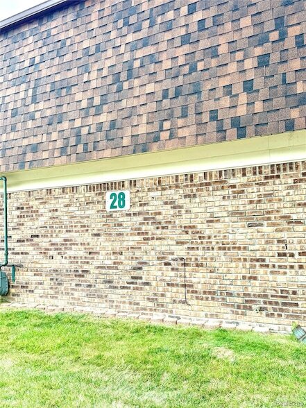 Building Photo - 15566 Dupage Blvd