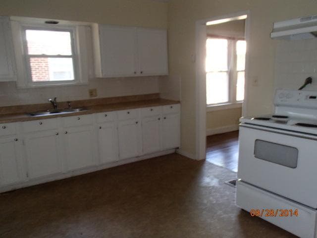 Building Photo - 5846 Rockhill Rd