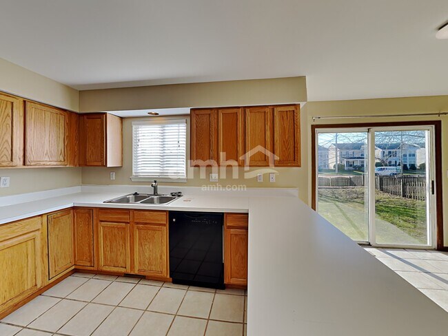 Building Photo - 20921 W Barrington Ln