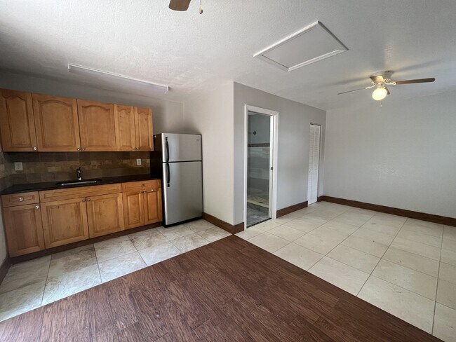 Building Photo - Renovated Garage Studio For Rent