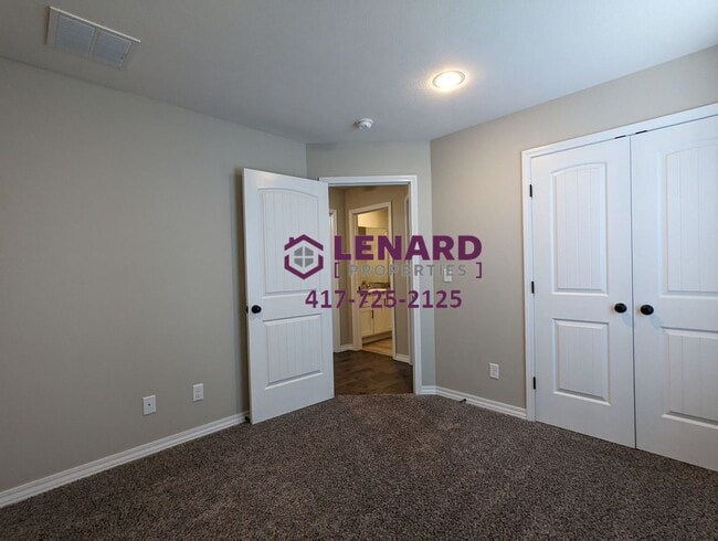 Building Photo - Beautiful 3 Bedroom House!