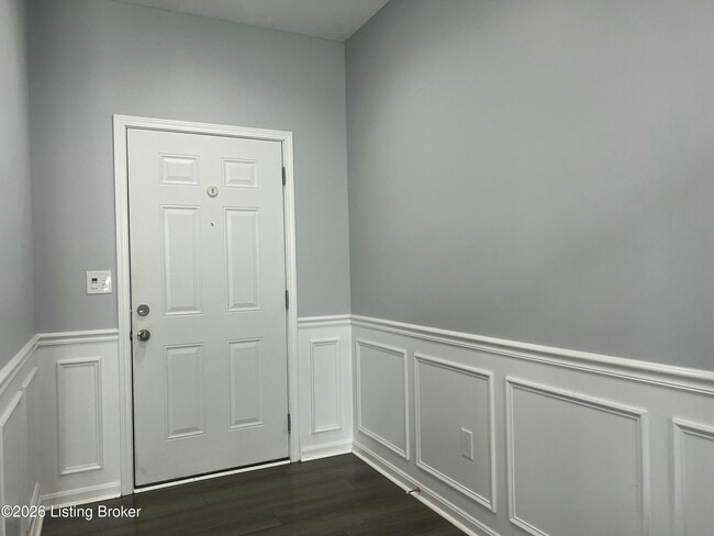 Building Photo - 5057 Tealwood Dr