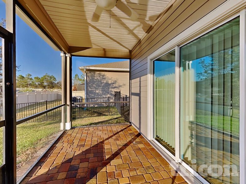 Building Photo - 38 Athens Dr