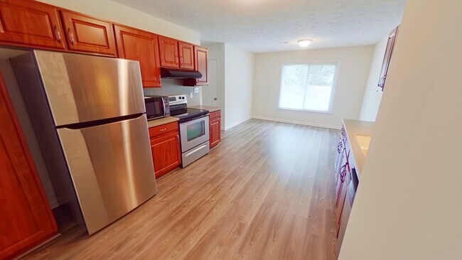 Building Photo - 6778 Buttermere Dr