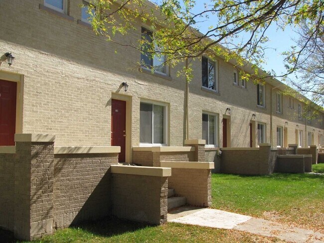 Primary Photo - 128 S Edith St