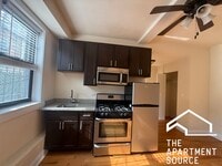 Building Photo - 4737 N Hermitage Ave