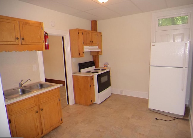 Building Photo - 50 N Fayette St