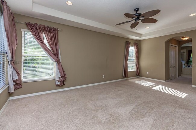 Building Photo - 11102 Avery Oaks Dr