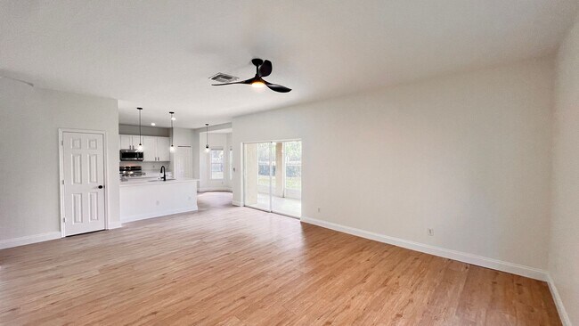 Building Photo - AWESOME 4BD/3BA in Orlando!!!