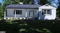 Building Photo - 2608 Holly Dr