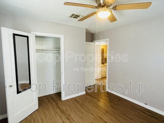 Building Photo - 1807 Gorman