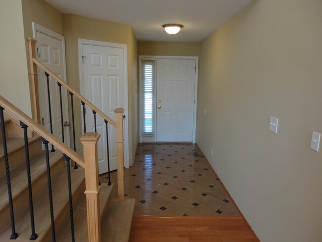 Building Photo - 2317 Scott Lane