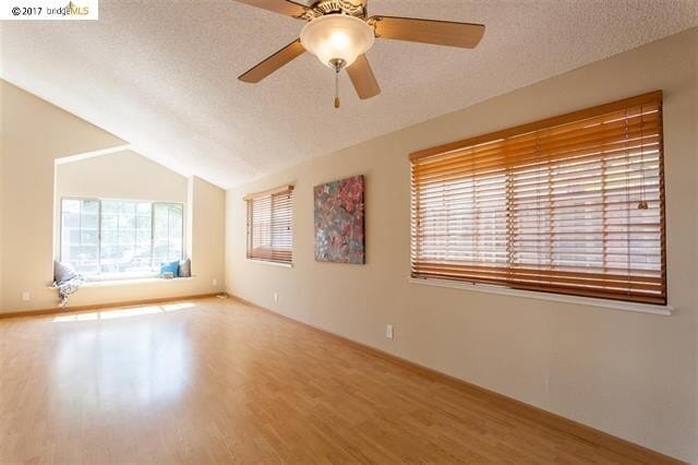 Building Photo - There Is No Place Like Home Like a Big Home