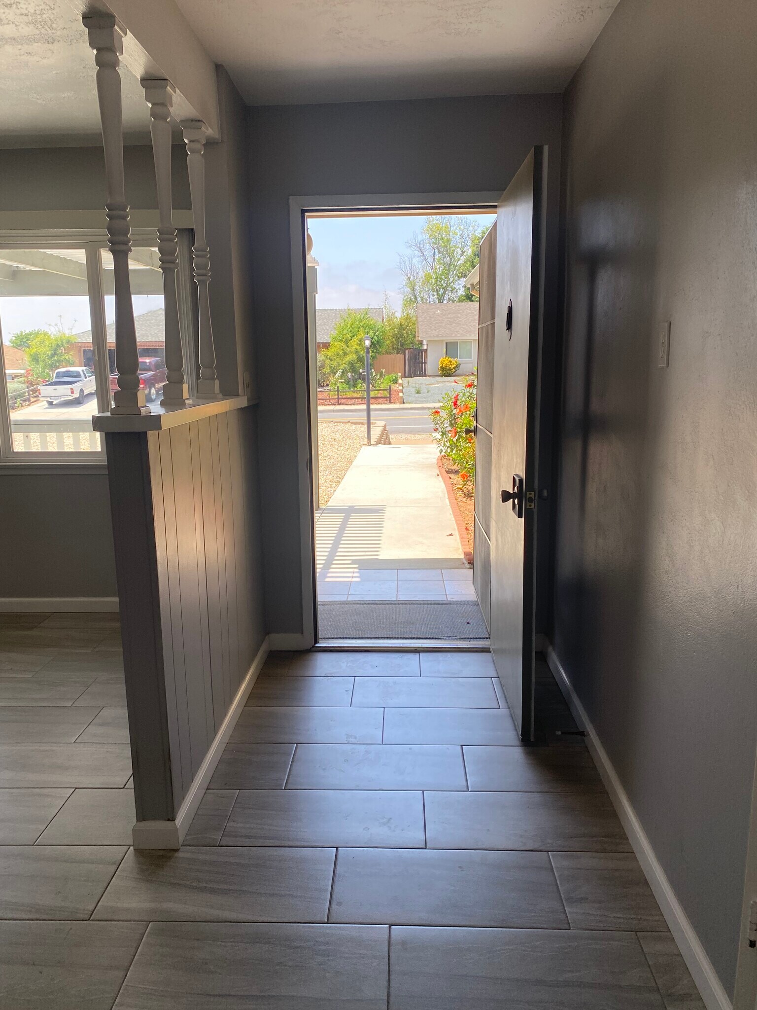 Entry - 1263 Bostonia St