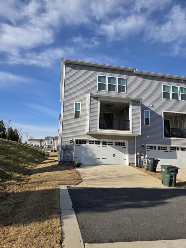 Rear Entry_Garage - 9773 Oaklawn Blvd NW