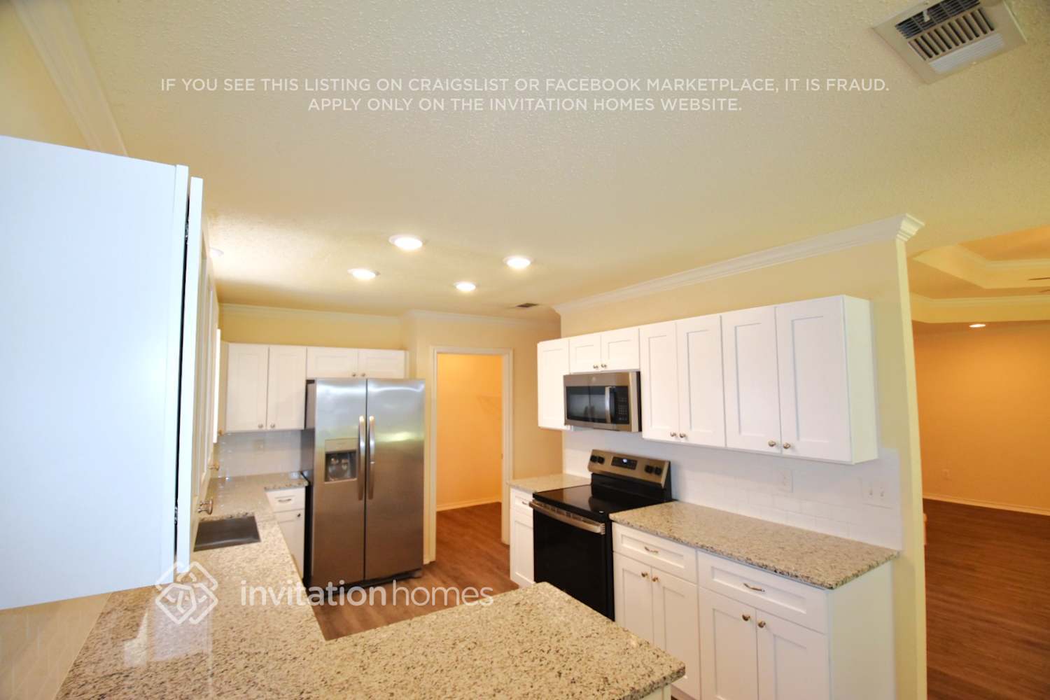 Building Photo - 6885 Hickory Hollow Ln