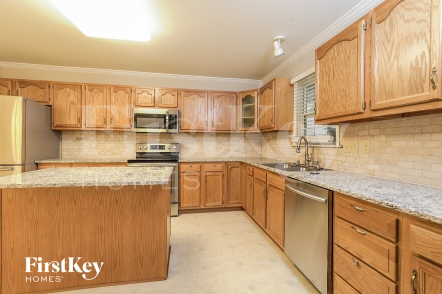 Building Photo - 4767 Audrey Dr