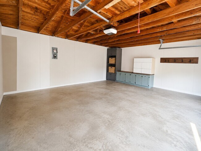 Building Photo - 2507 Ciderwood Dr