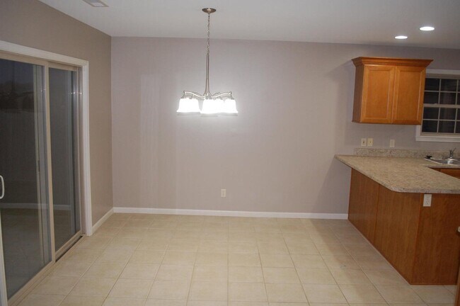 Building Photo - 5007 Craydon Dr