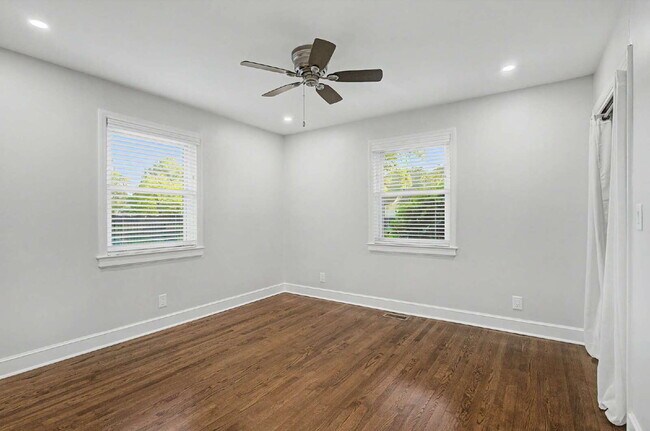 Building Photo - Charming 3-Bed/2.5-Bath Ranch in Durham