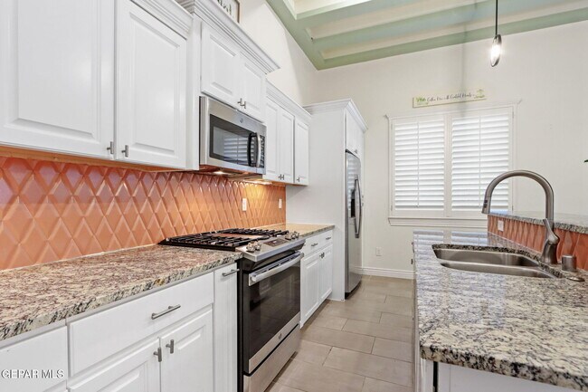 Building Photo - 12364 Desert Dove Ave