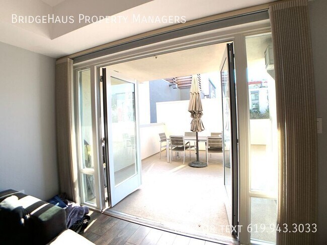 Building Photo - 875 G St