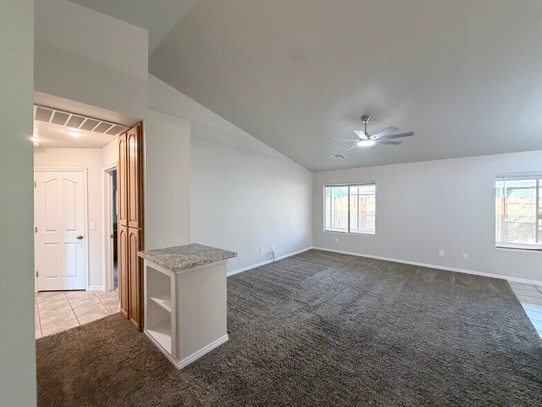 Building Photo - 254 Reber Dr