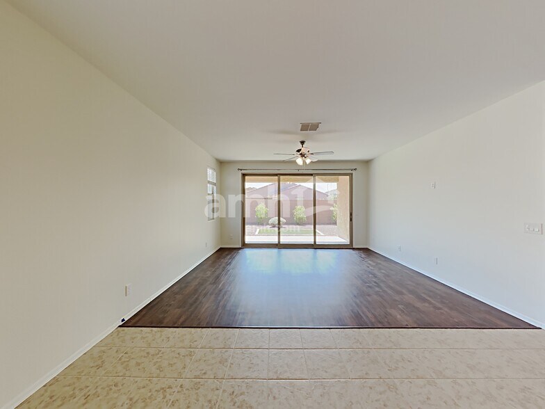 Building Photo - 18423 W Getty Dr