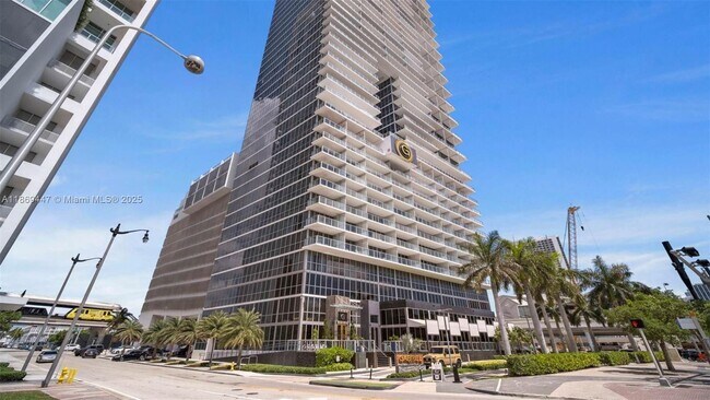 Building Photo - 1100 Biscayne Blvd