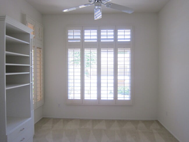Building Photo - 78093 Larbrook Dr