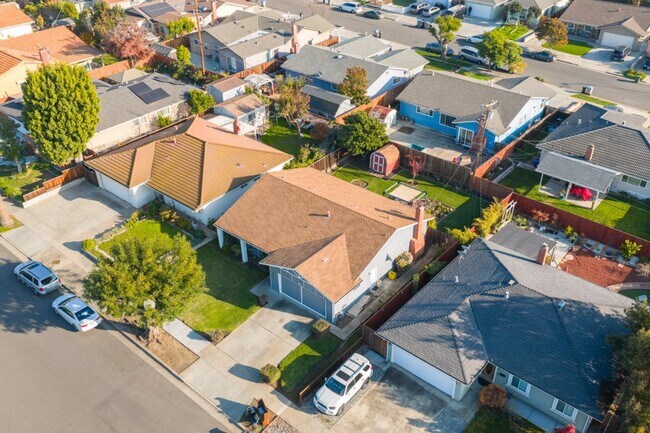 Primary Photo - 3276 Andora Dr