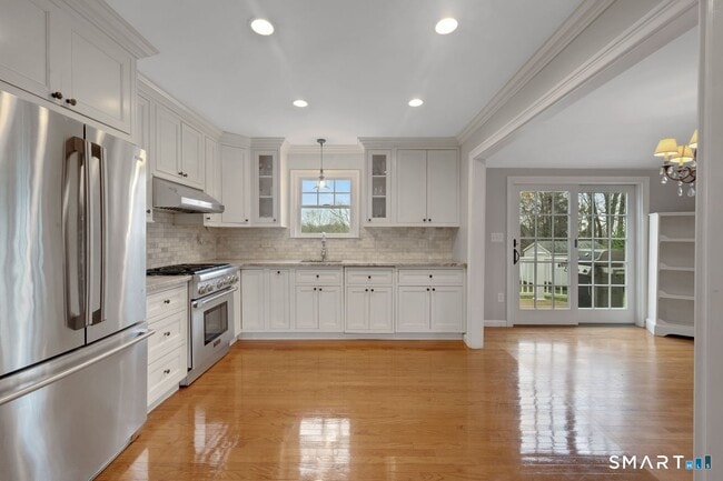 Building Photo - 51 Ledgewood Dr