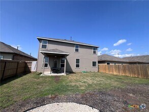 Building Photo - 512 Fig Tree St