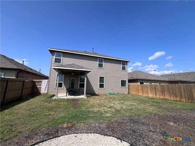 Primary Photo - 512 Fig Tree St