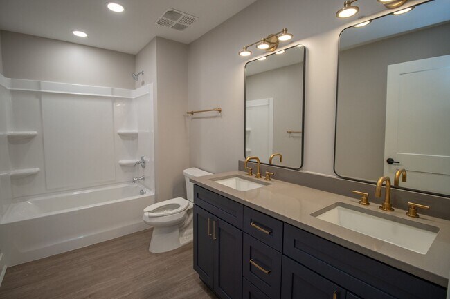 Building Photo - Modern Comfort Meets Historic Character in...