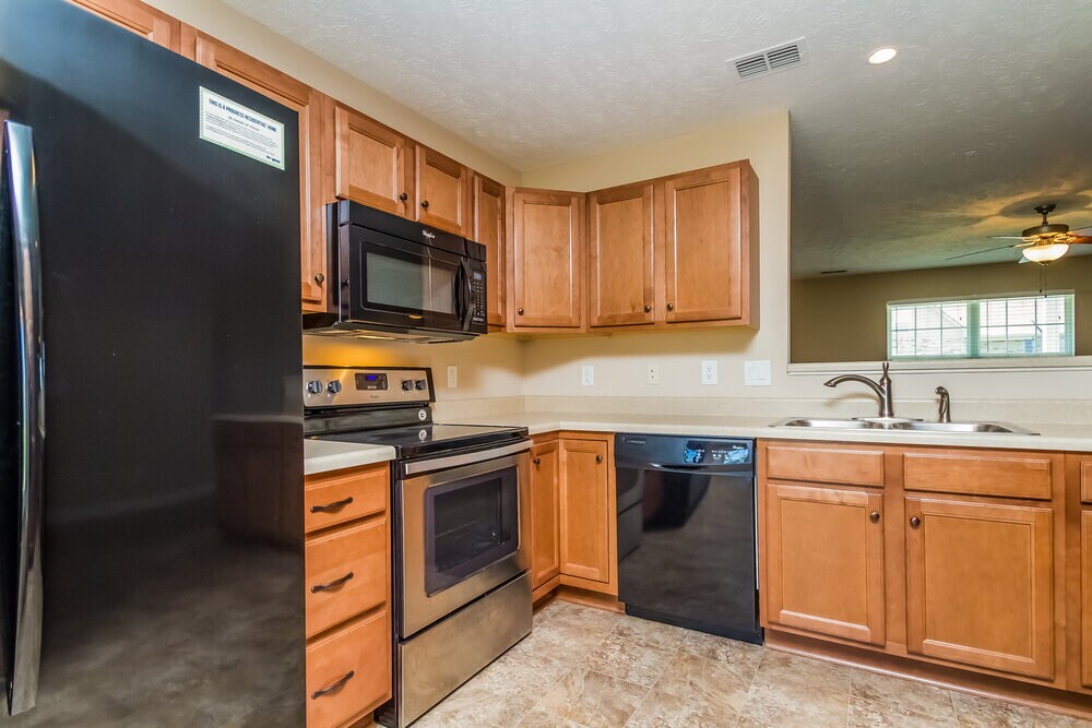 Building Photo - 4860 Compassion Ln