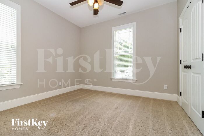 Building Photo - 614 Hocutt Farm Dr