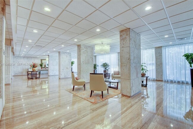 Building Photo - 1985 S Ocean Dr