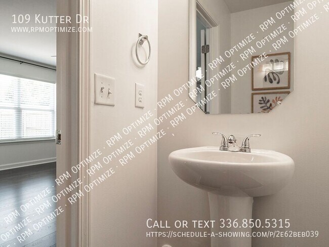 Building Photo - 109 Kutter Dr