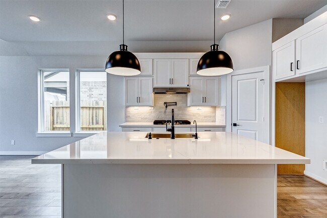 Building Photo - 1214 Timber Brk Dr