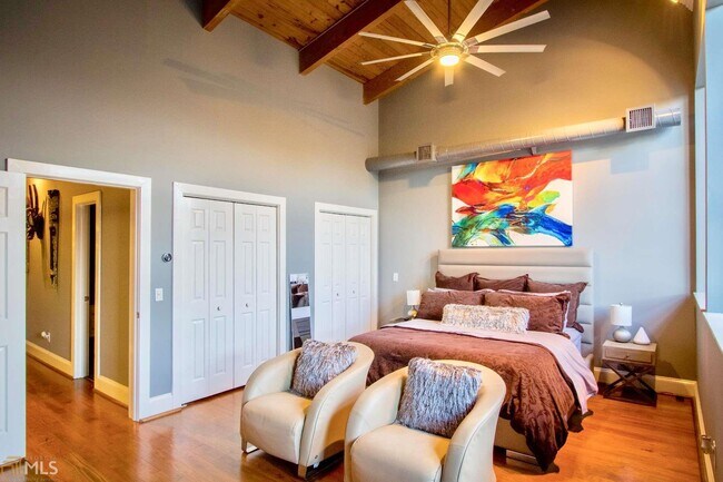 Building Photo - 205 Walker St SW