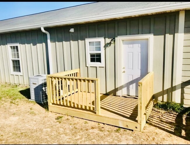 Building Photo - 4005 County Rd 34